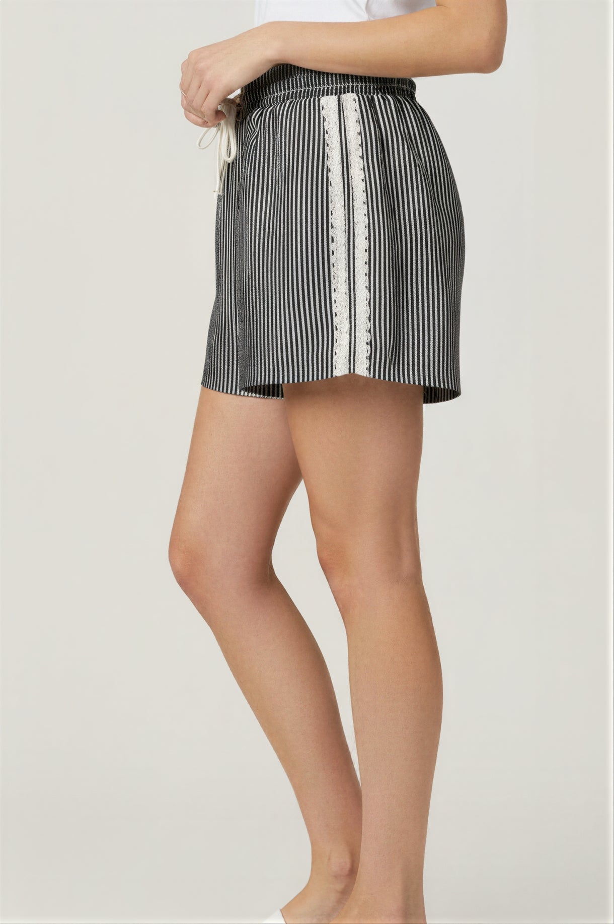 Lace Stripe Elastic Waist Shorts