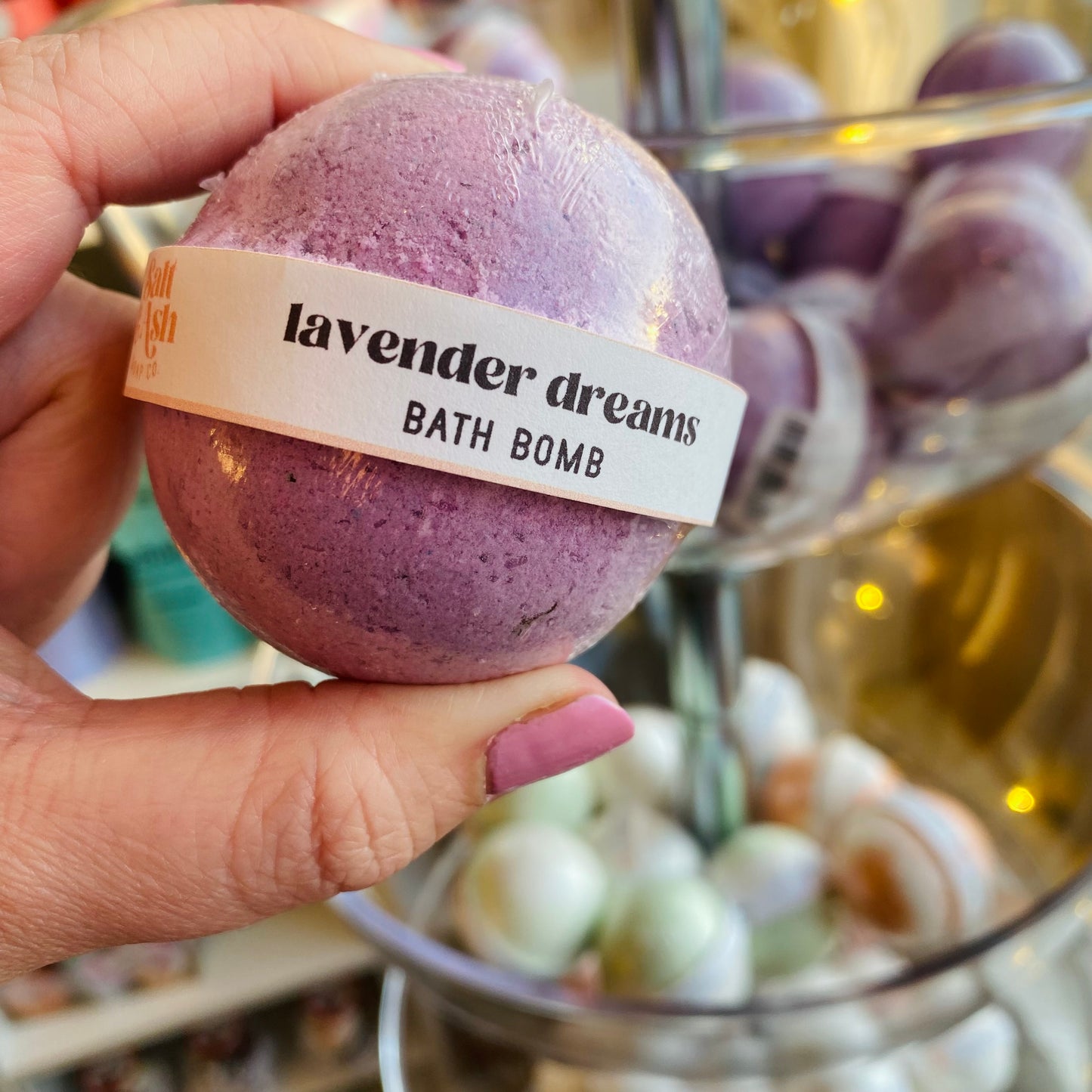 Lavender Dreams Bath Bomb