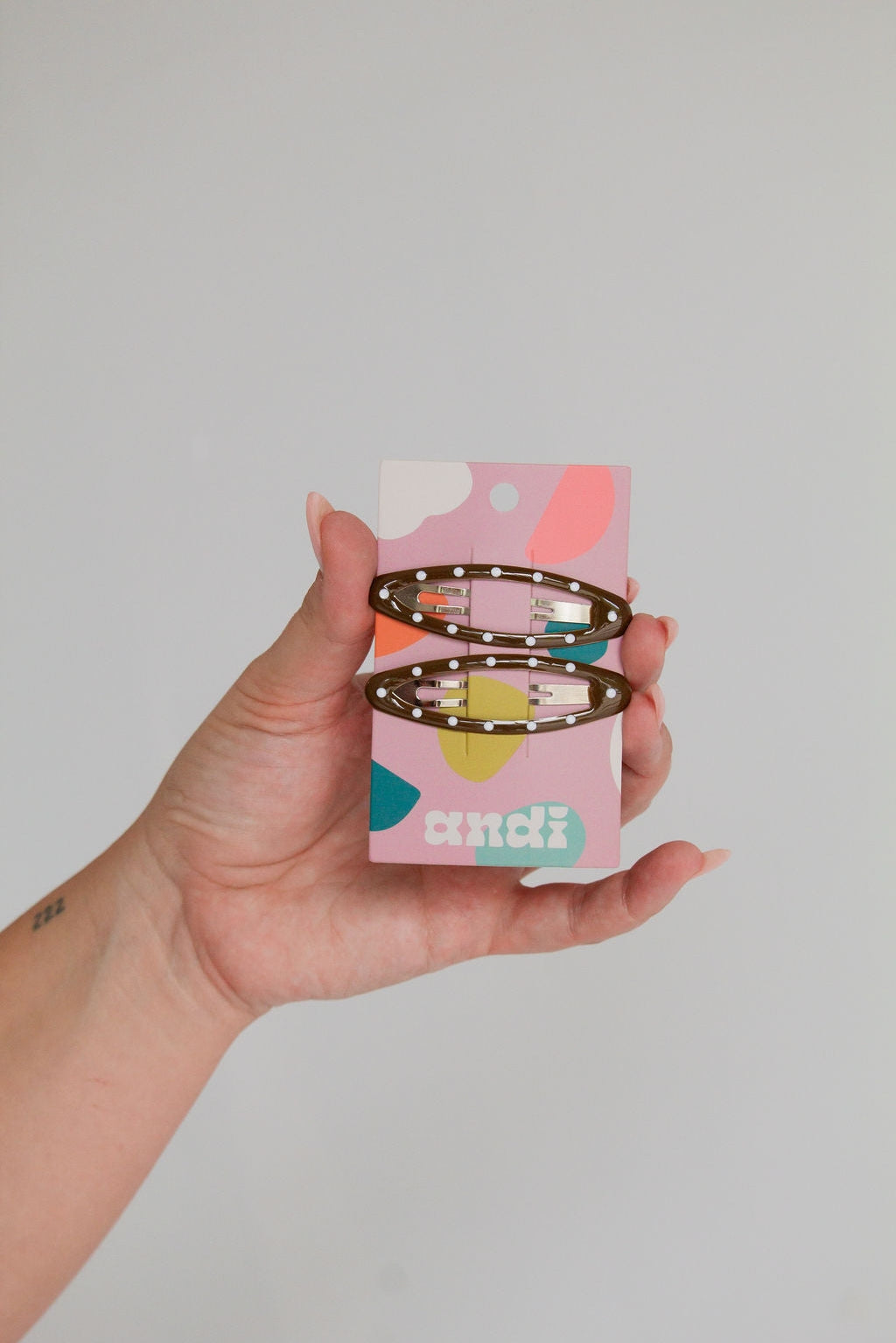 Neutral Dots Snap Clips 2-Pack