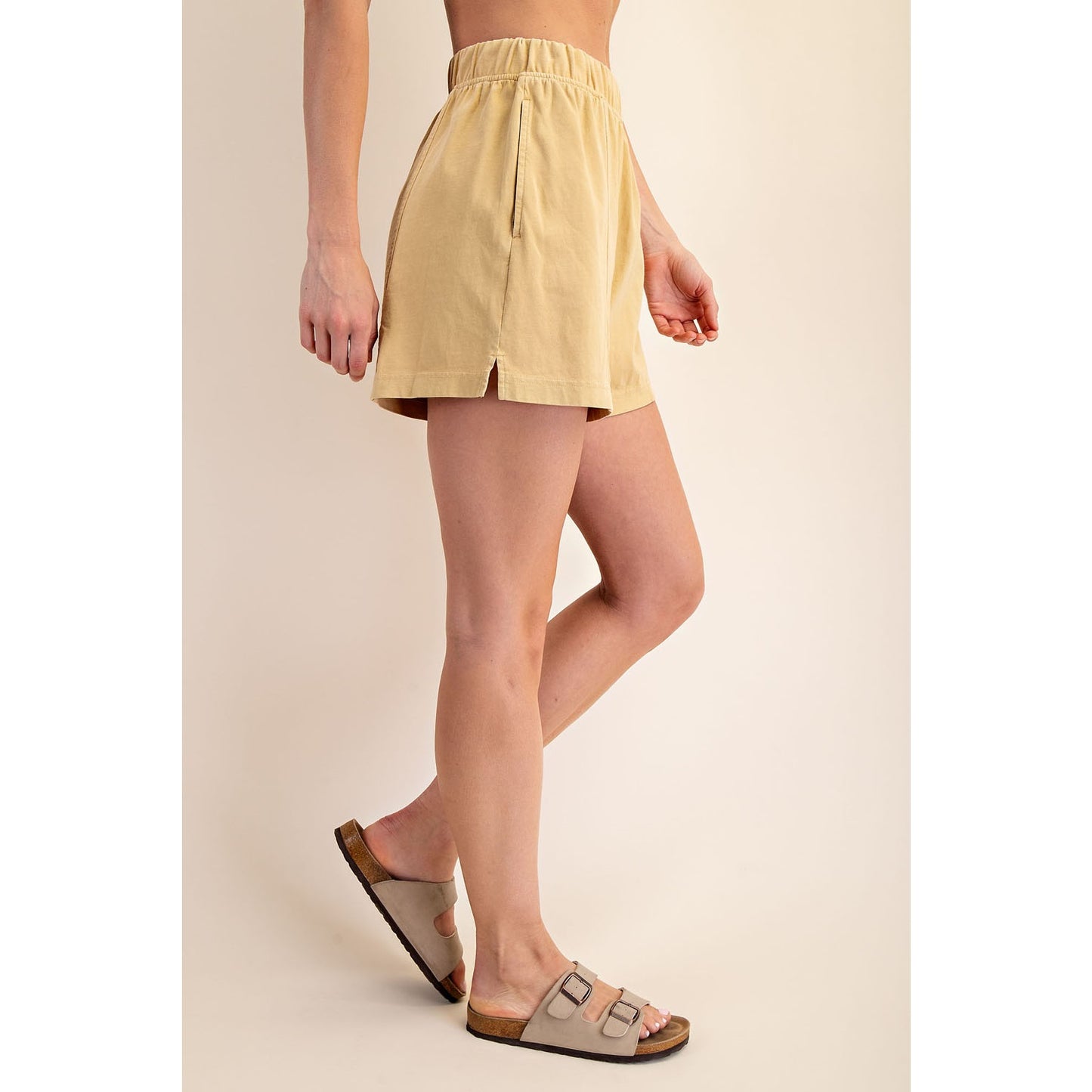 Mineral Washed Cotton Short - Dandelion
