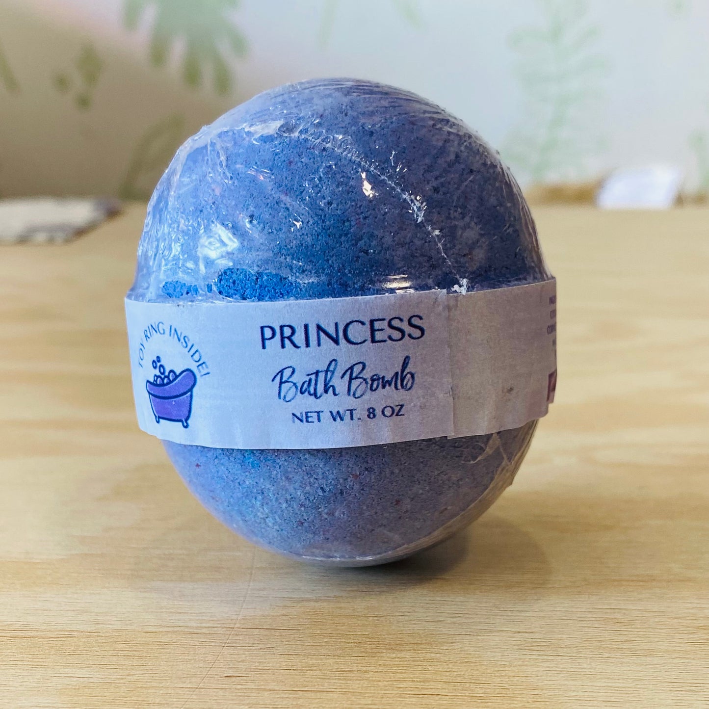 Princess Toy Bath Bomb - Cherry & Vanilla