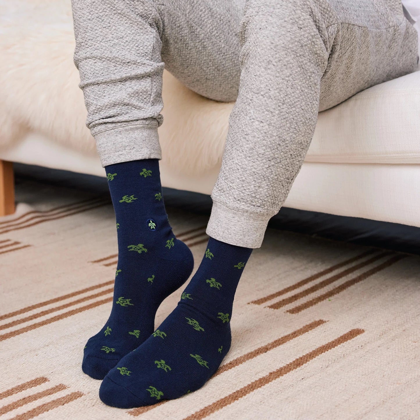 Socks That Protect Turtles - Navy