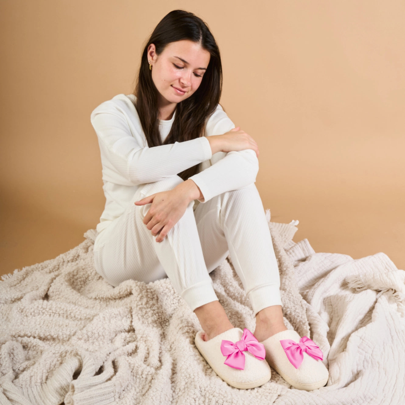 Fuzzy Luxe Betty Bow Slippers